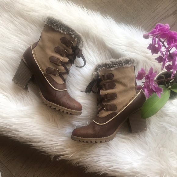 Skechers Shoes - Sketchers Brown Duck Ankle Boots Faux Fur 9